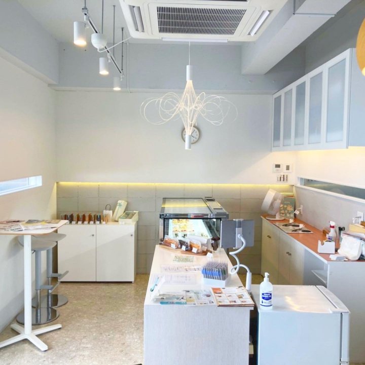 PORT HERCULE 店内写真 2